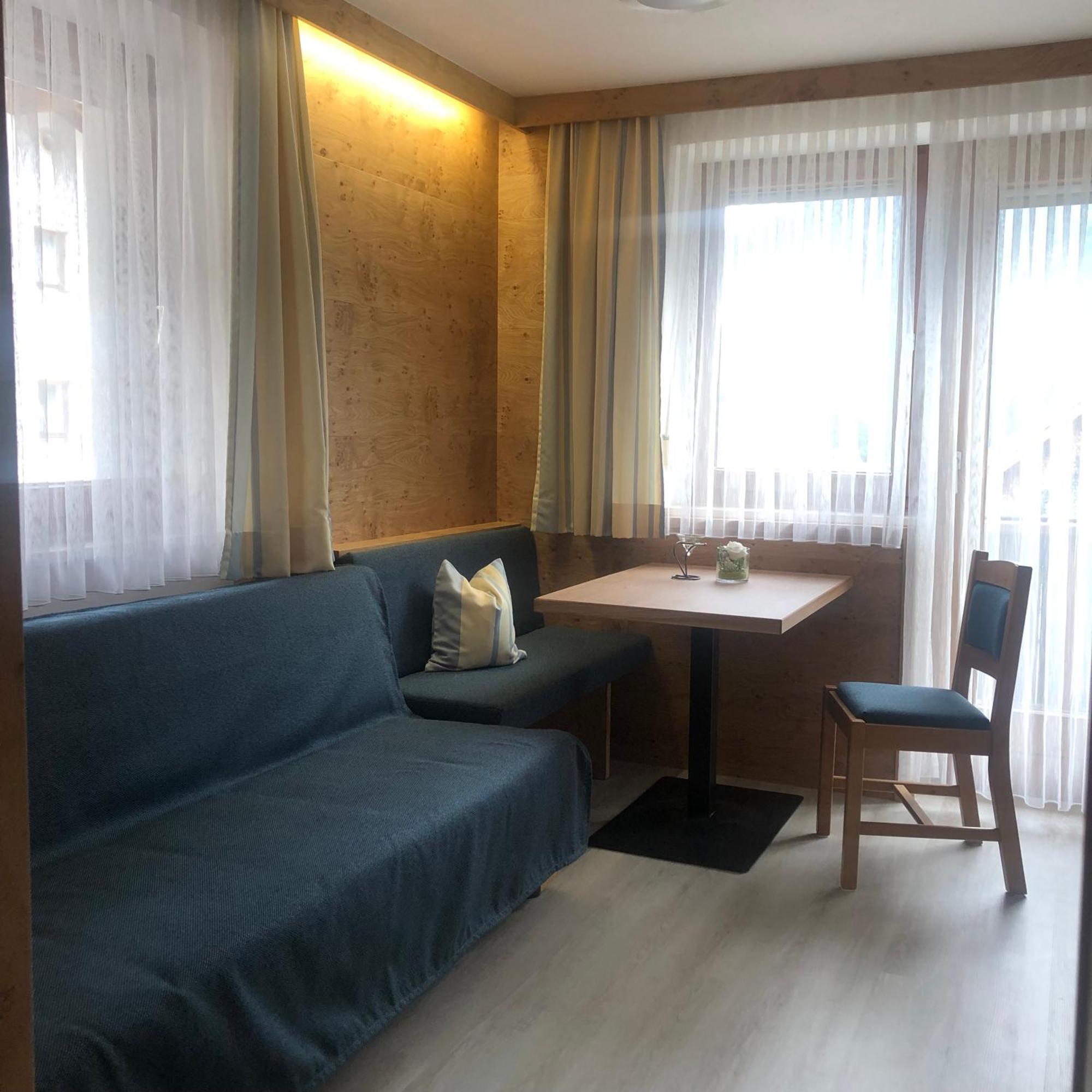 Apartments Alpenrose Flirsch Dış mekan fotoğraf